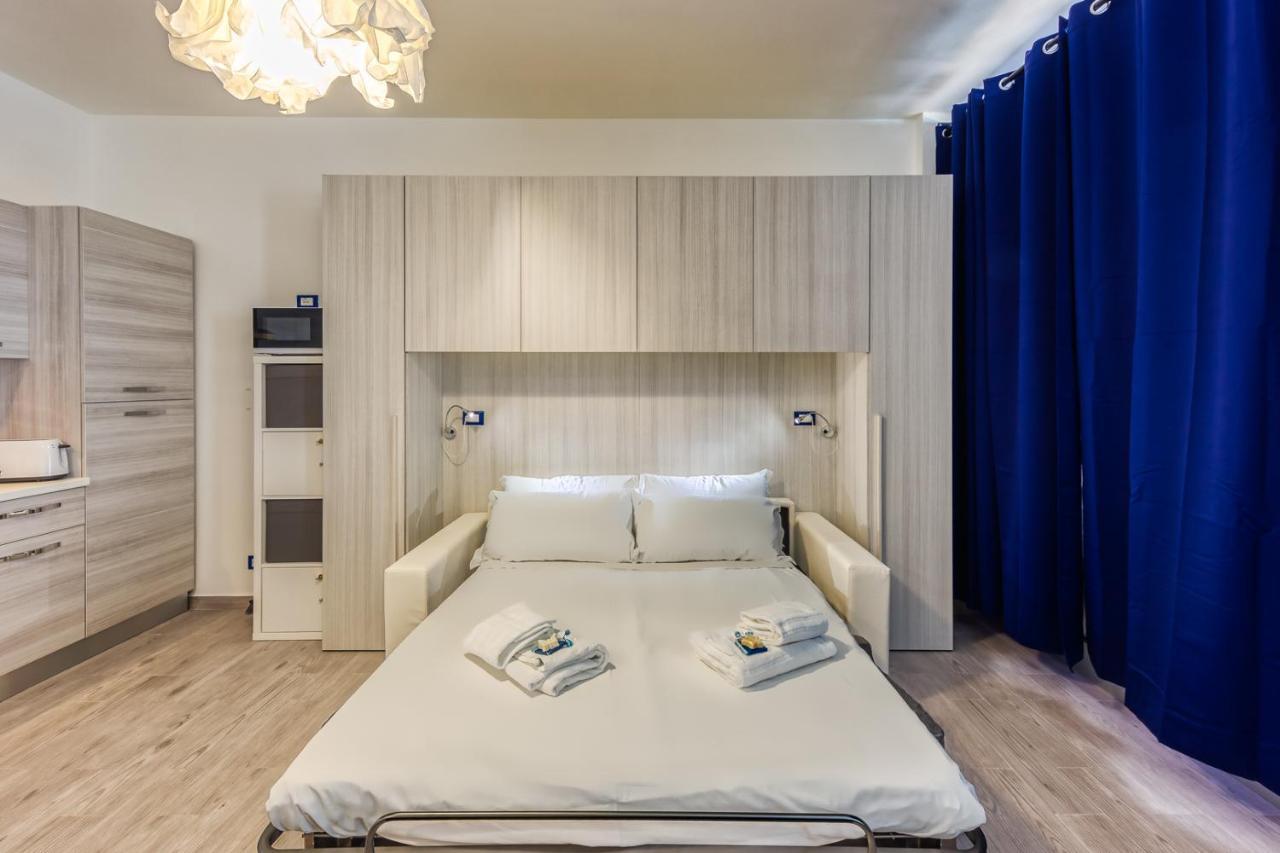 Casaviva - Grazioso Bilocale Sul Mare A Ospedaletti Apartamento Exterior foto