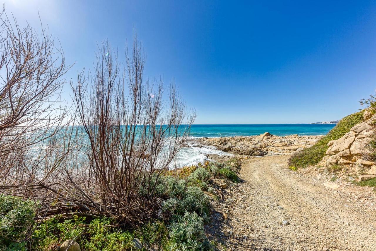 Casaviva - Grazioso Bilocale Sul Mare A Ospedaletti Apartamento Exterior foto